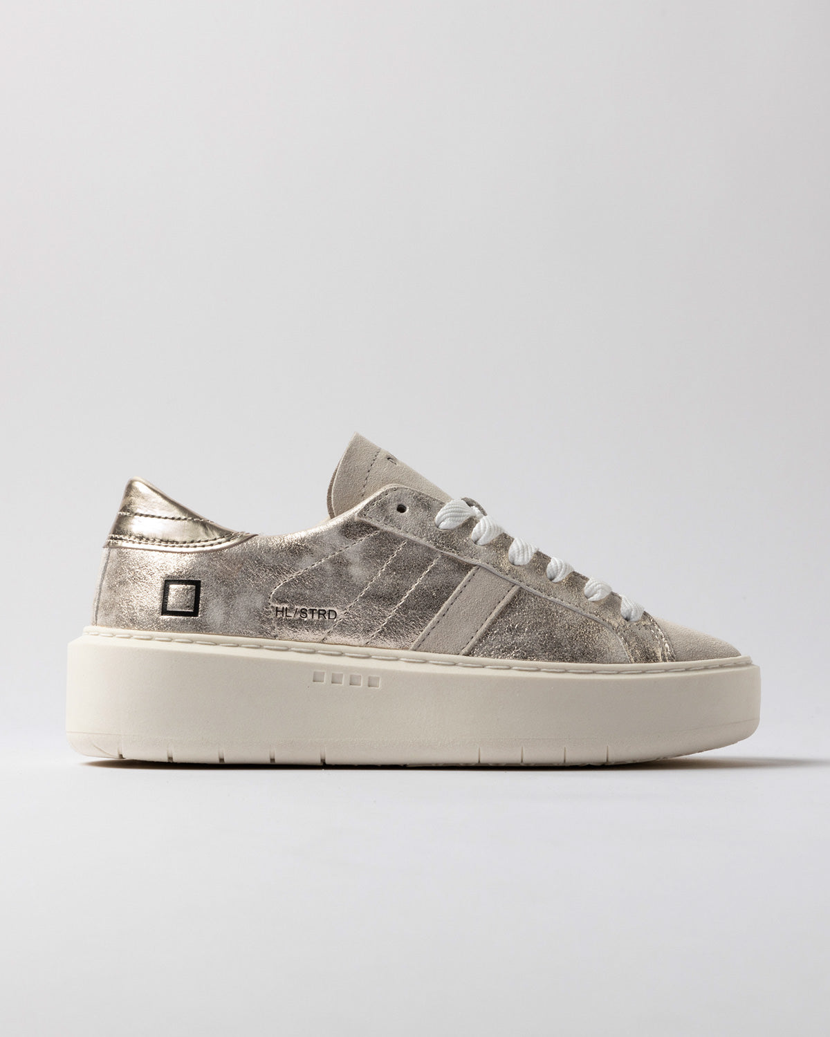 SNEAKERS IN PELLE PLATINUM