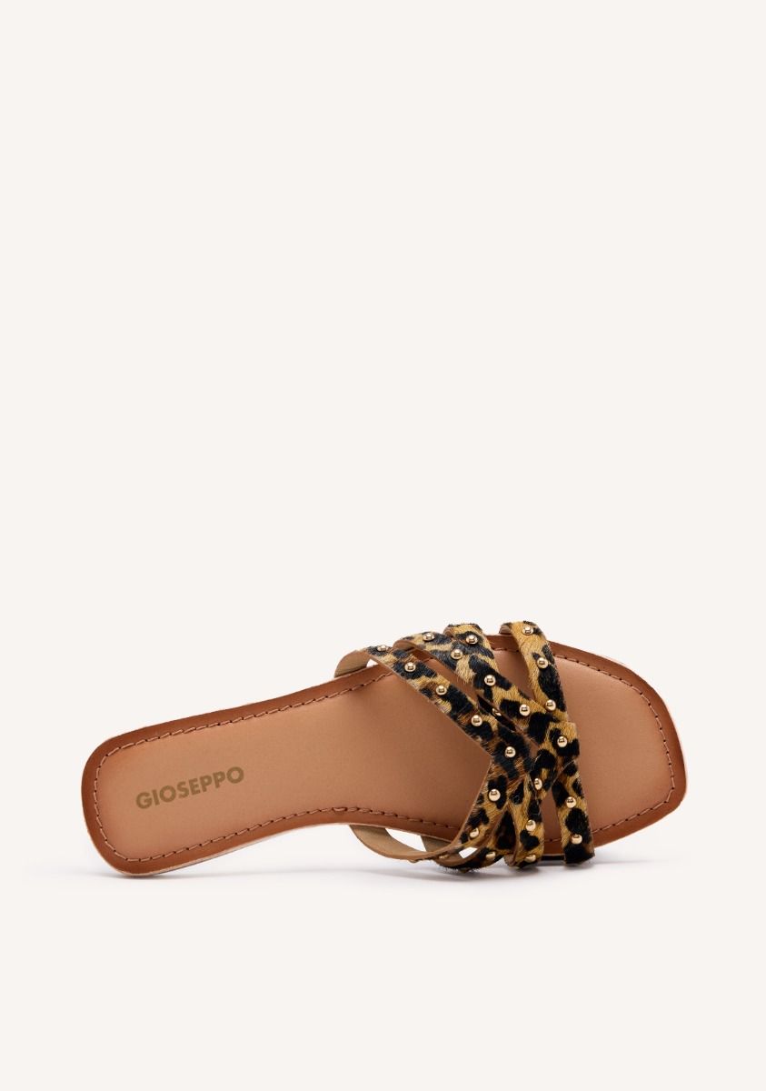 CIABATTA BASSA IN PELLE LEOPARDO