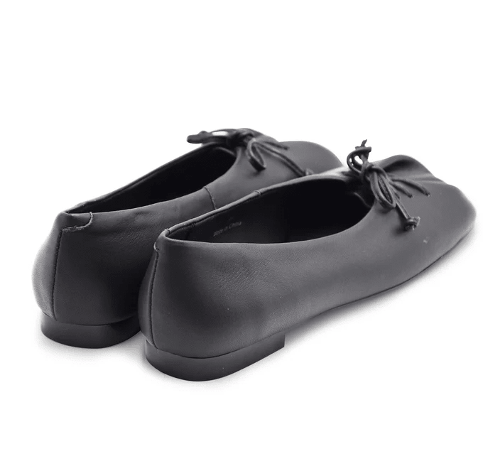 BALLERINA IN PELLE LACCIO - CALZATURE - Due Piedi