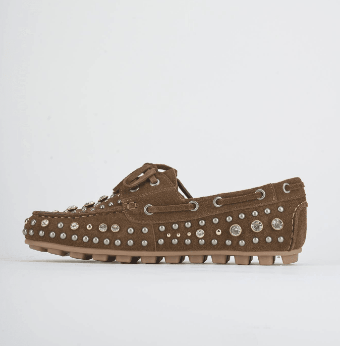 BARCA IN SUEDE E BORCHIE - CALZATURE - Due Piedi