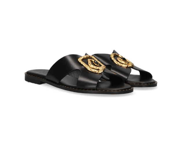 CIABATTA CON ACCESSORIO - CALZATURE - Due Piedi