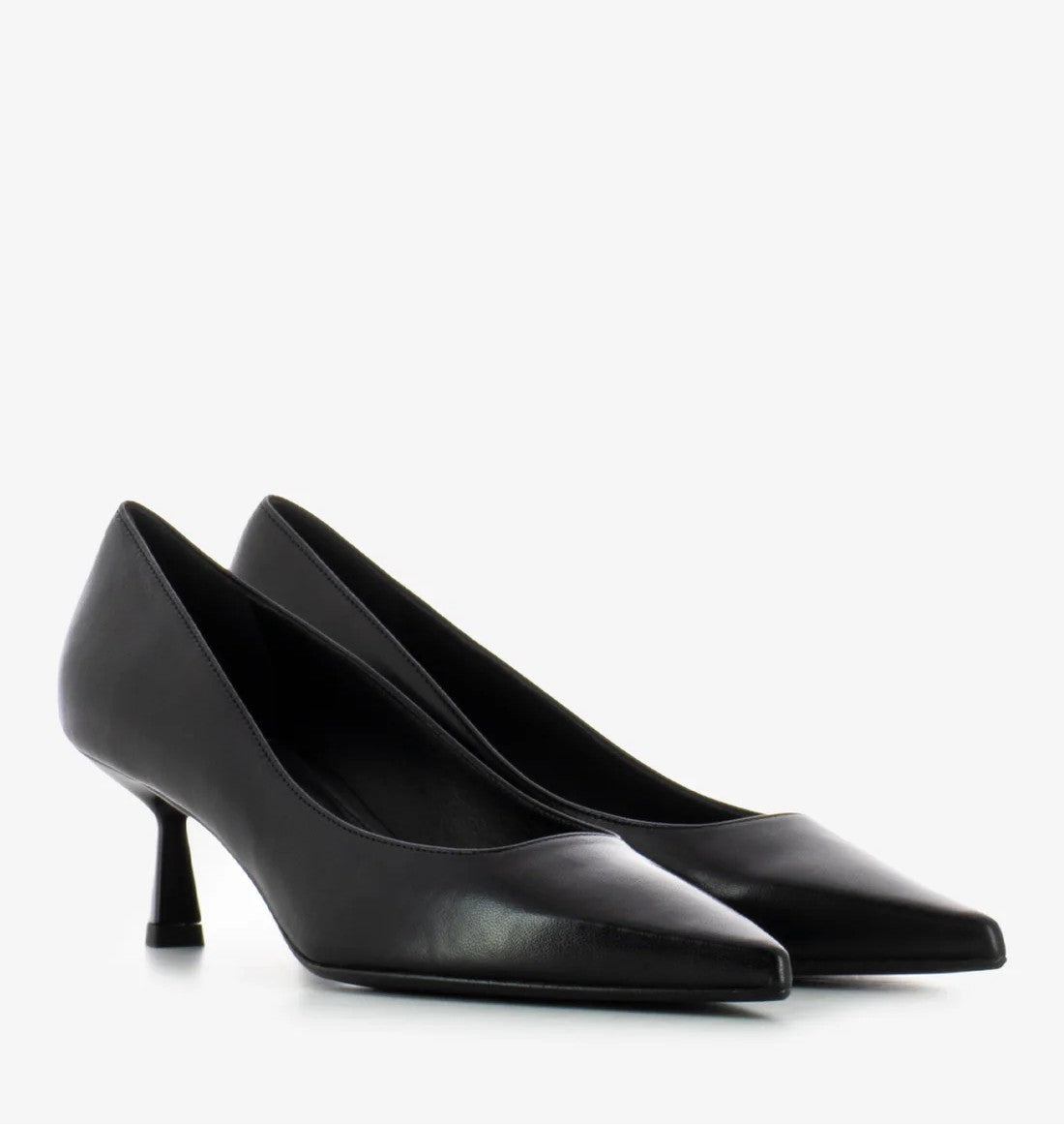 DECOLLETE IN NAPPA NERO - CALZATURE - Due Piedi