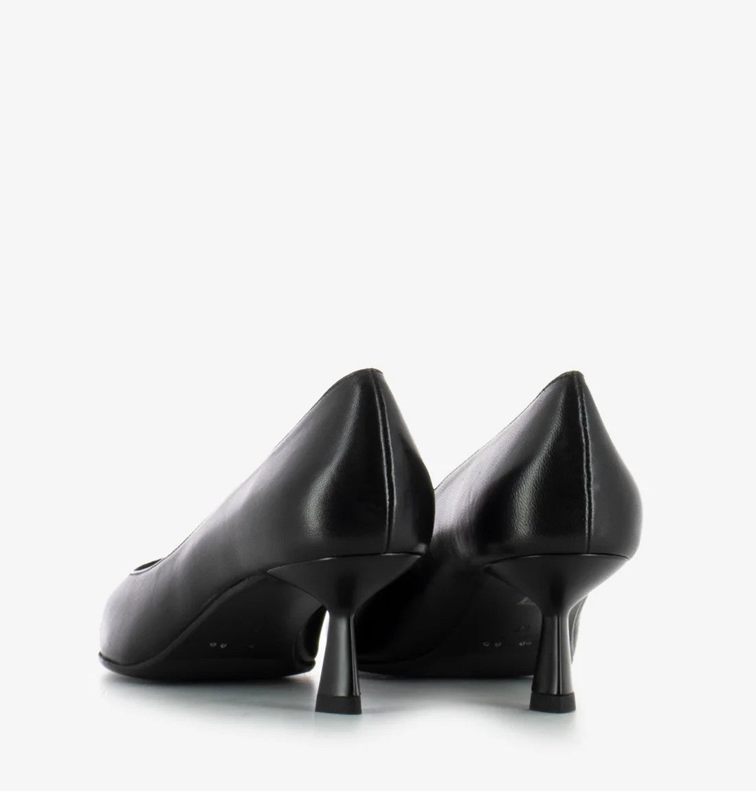 DECOLLETE IN NAPPA NERO - CALZATURE - Due Piedi