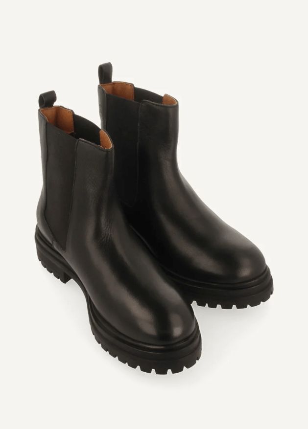 GHETTA IN PELLE NERA - CALZATURE - Due Piedi