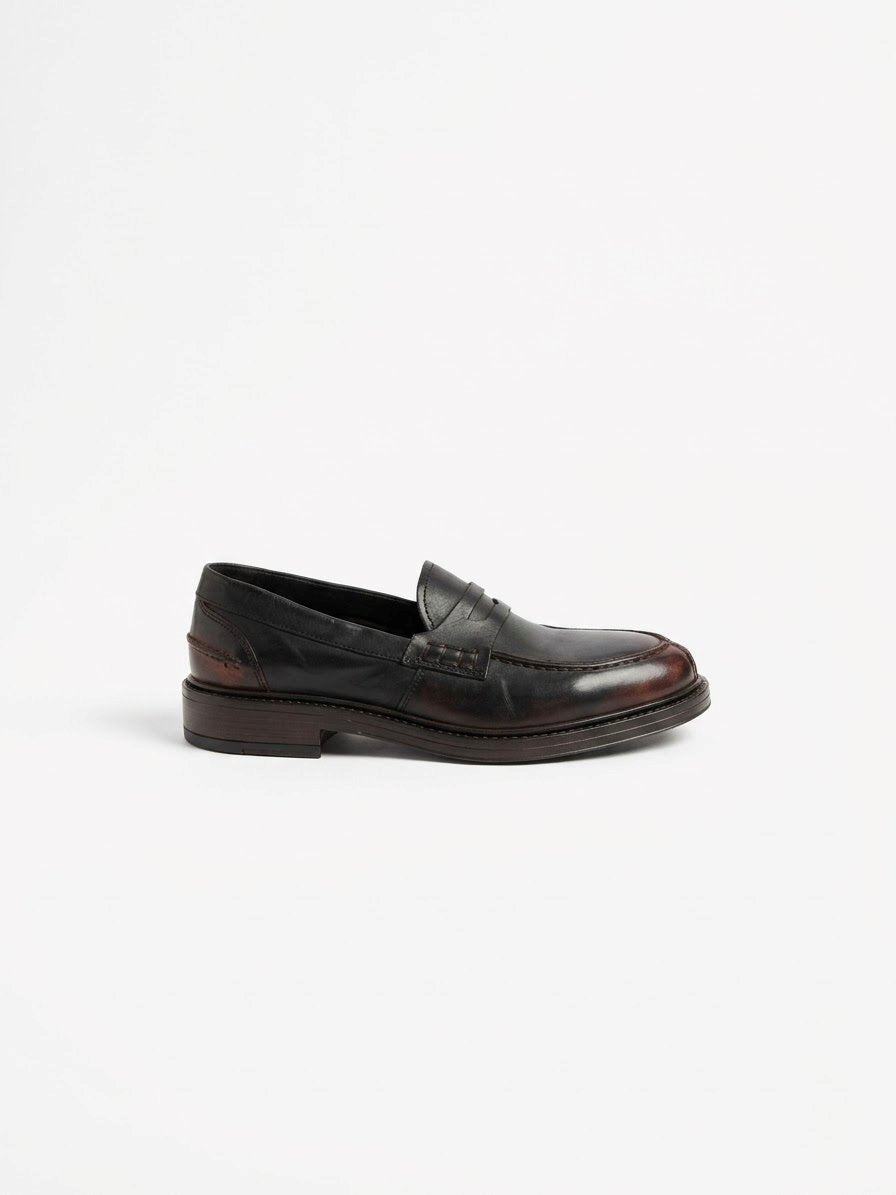 MOCASSINO IN PELLE - CALZATURE - Due Piedi
