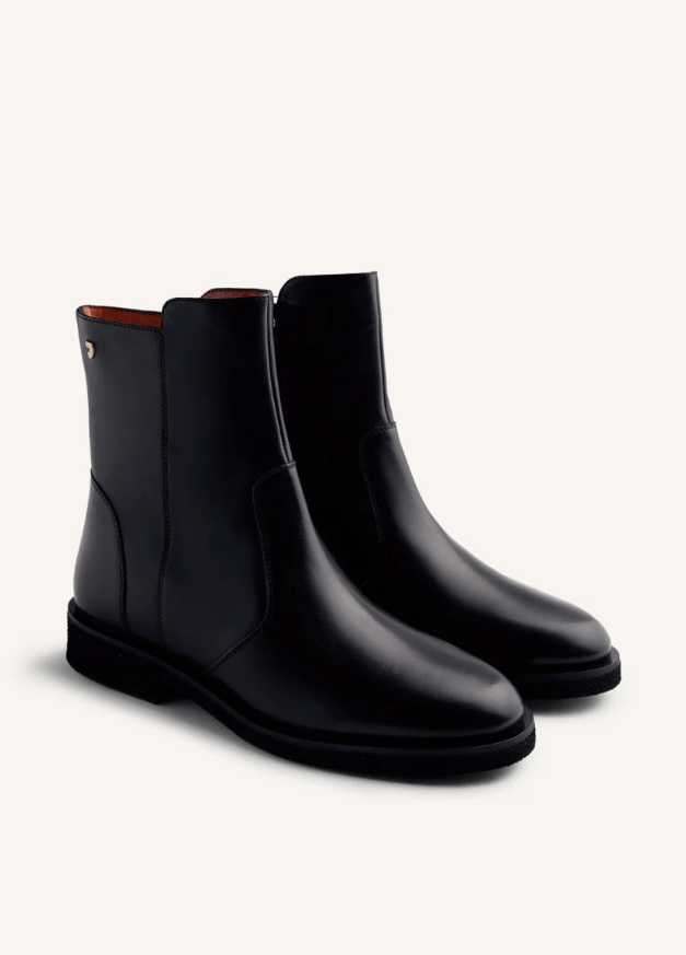 POLACCO IN PELLE NERO - CALZATURE - Due Piedi