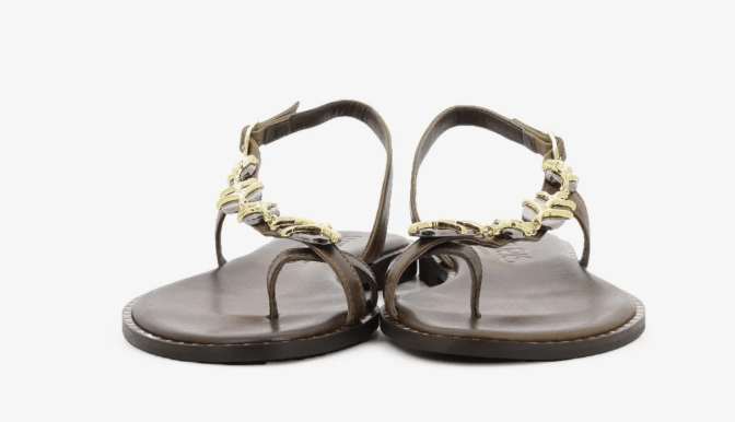 SANDALO CON ACCESSORIO - CALZATURE - Due Piedi