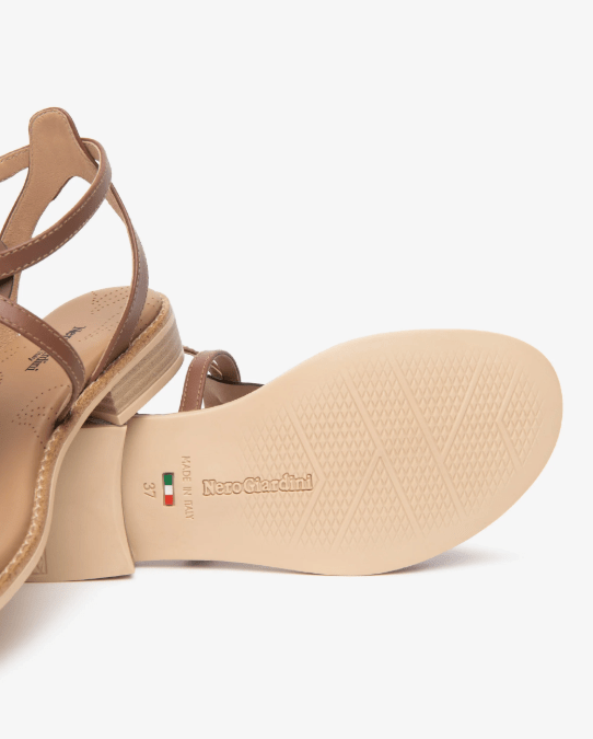SANDALO IN PELLE - CALZATURE - Due Piedi
