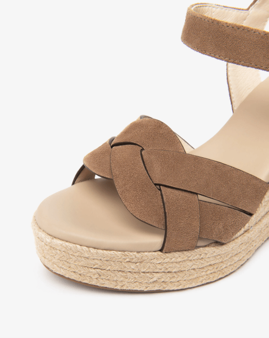 SANDALO IN PELLE CON ZEPPA - CALZATURE - Due Piedi