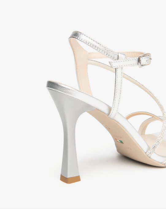 SANDALO IN PELLE LAMINATA - CALZATURE - Due Piedi