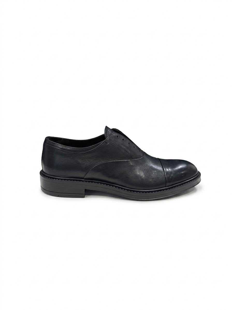 SCARPA LACCI IN PELLE - CALZATURE - Due Piedi