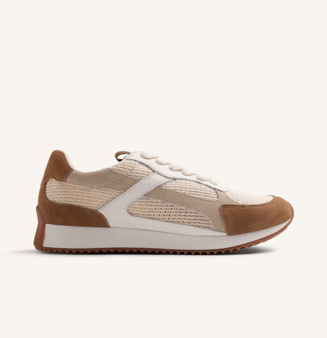 SNEAKERS BASSA LACCI - CALZATURE - Due Piedi