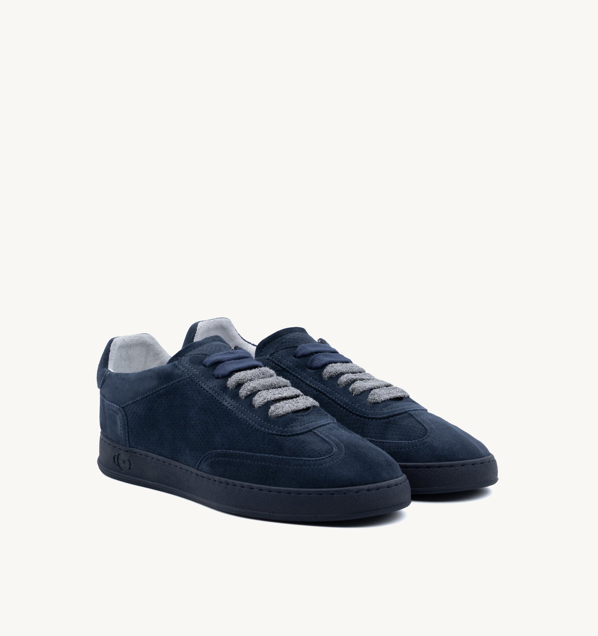 SNEAKERS CAMOSCIO - CALZATURE - Due Piedi