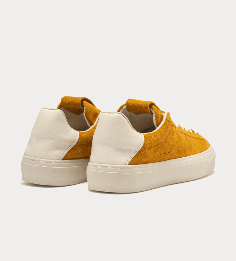 SNEAKERS IN CAMOSCIO - CALZATURE - Due Piedi