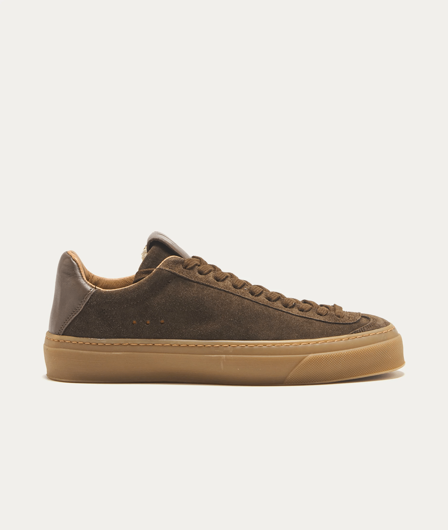 SNEAKERS IN CAMOSCIO - CALZATURE - Due Piedi