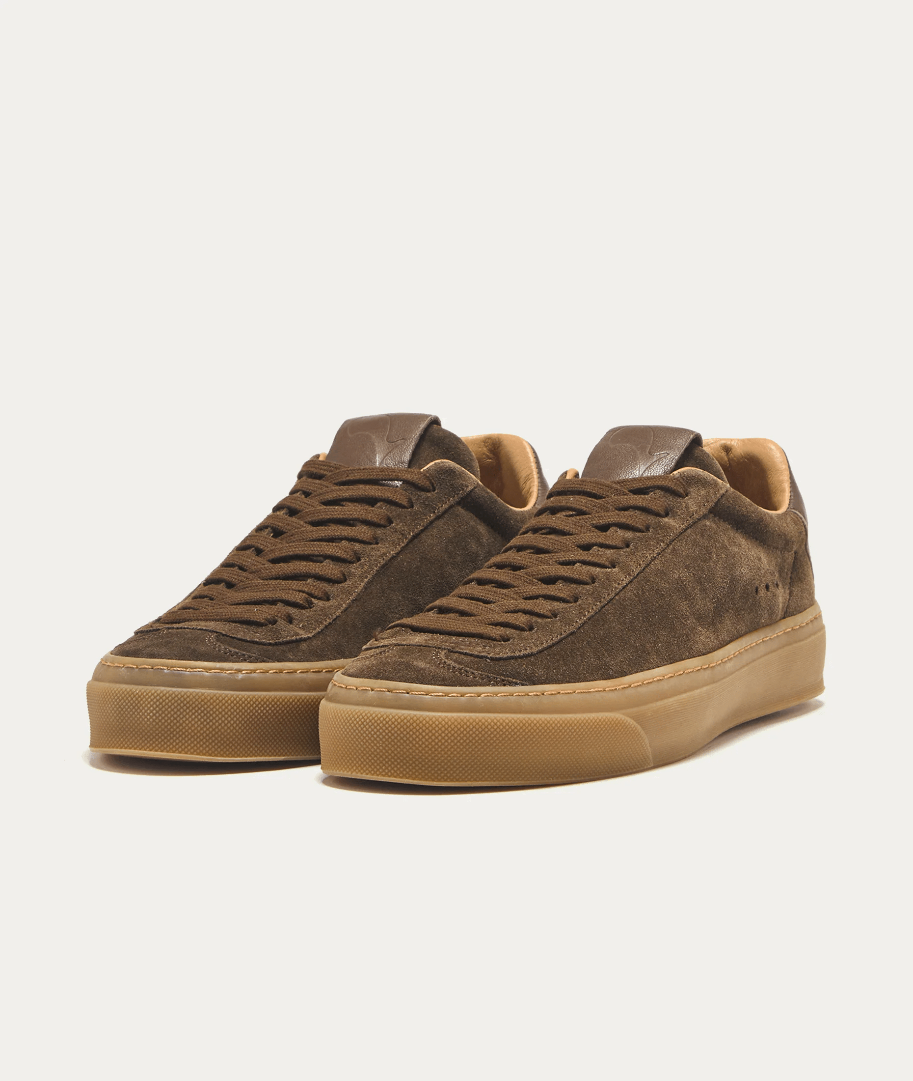 SNEAKERS IN CAMOSCIO - CALZATURE - Due Piedi