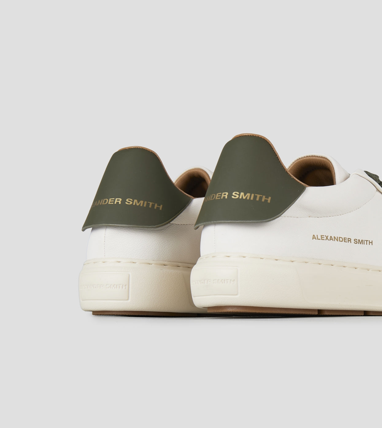 SNEAKERS IN PELLE - CALZATURE - Due Piedi