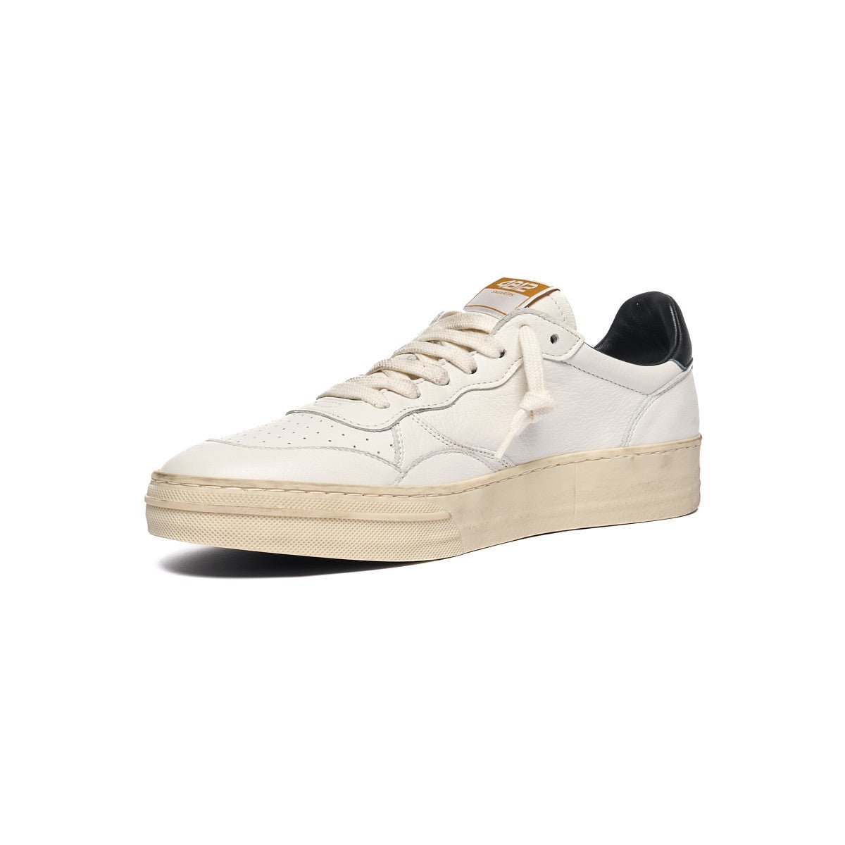 SNEAKERS IN PELLE - CALZATURE - Due Piedi