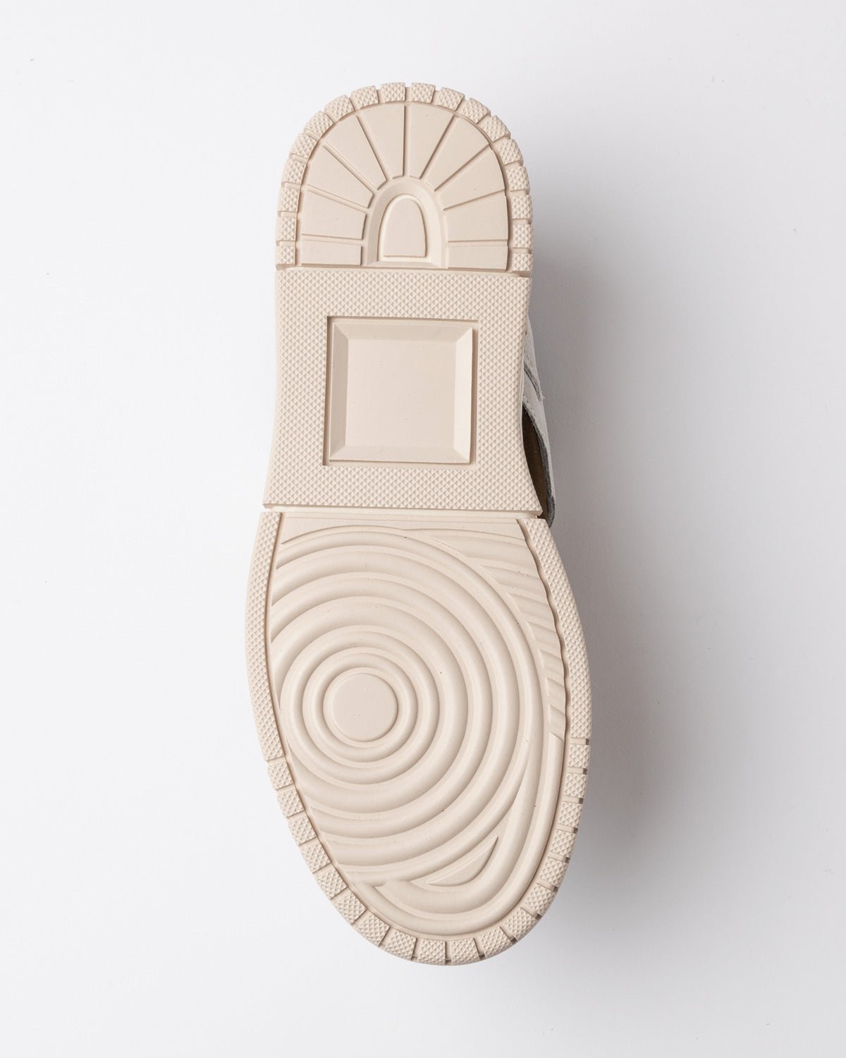 SNEAKERS IN PELLE - CALZATURE - Due Piedi
