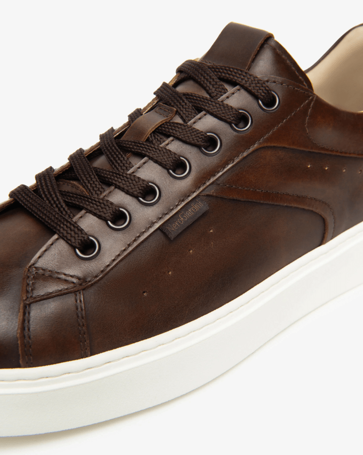 SNEAKERS IN PELLE - CALZATURE - Due Piedi