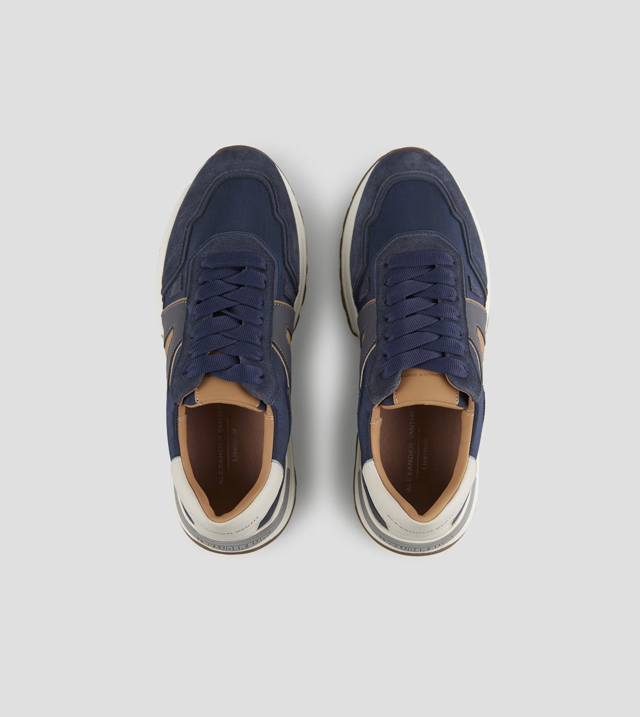 SNEAKERS IN PELLE - CALZATURE - Due Piedi