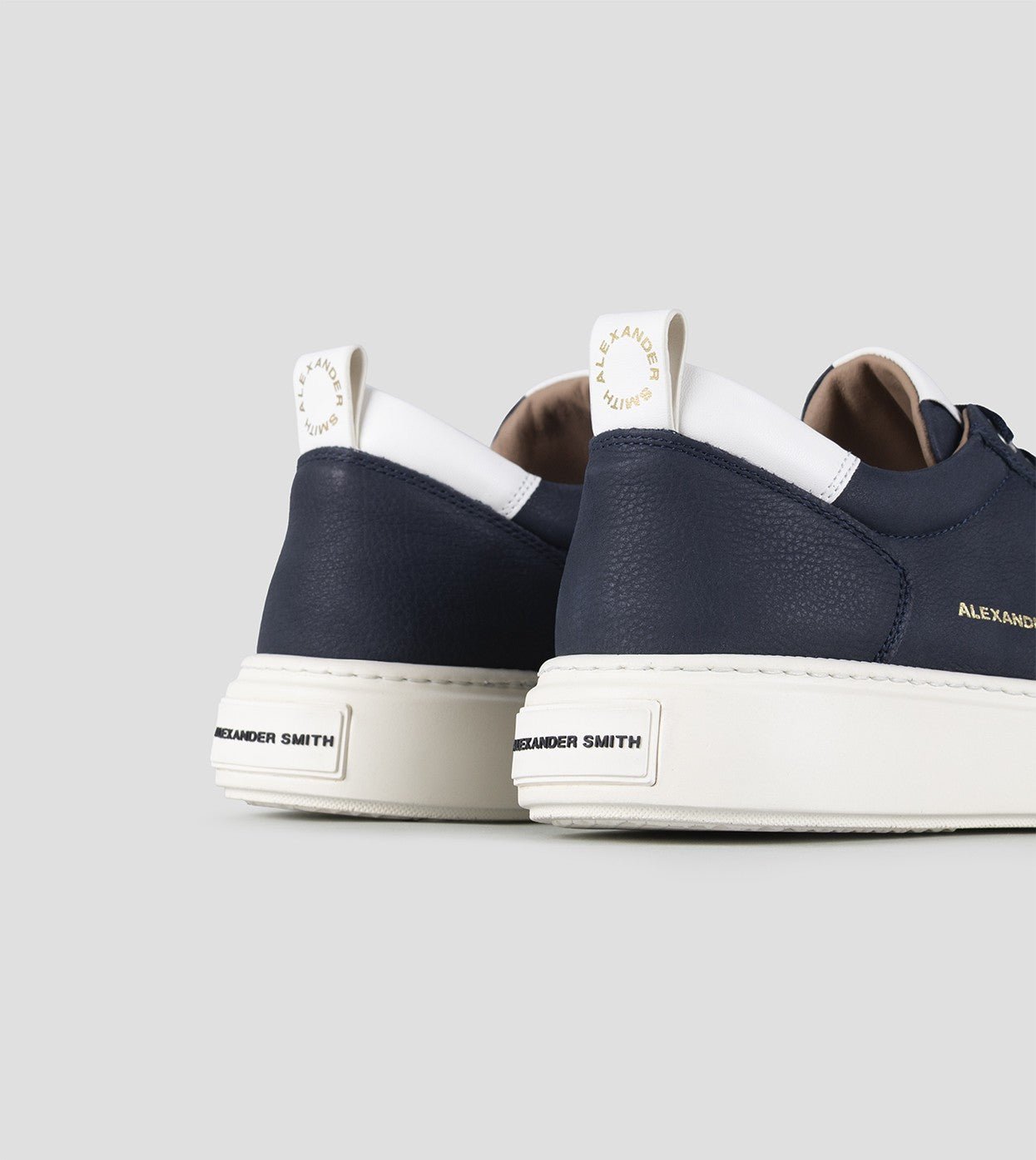 SNEAKERS IN PELLE - CALZATURE - Due Piedi