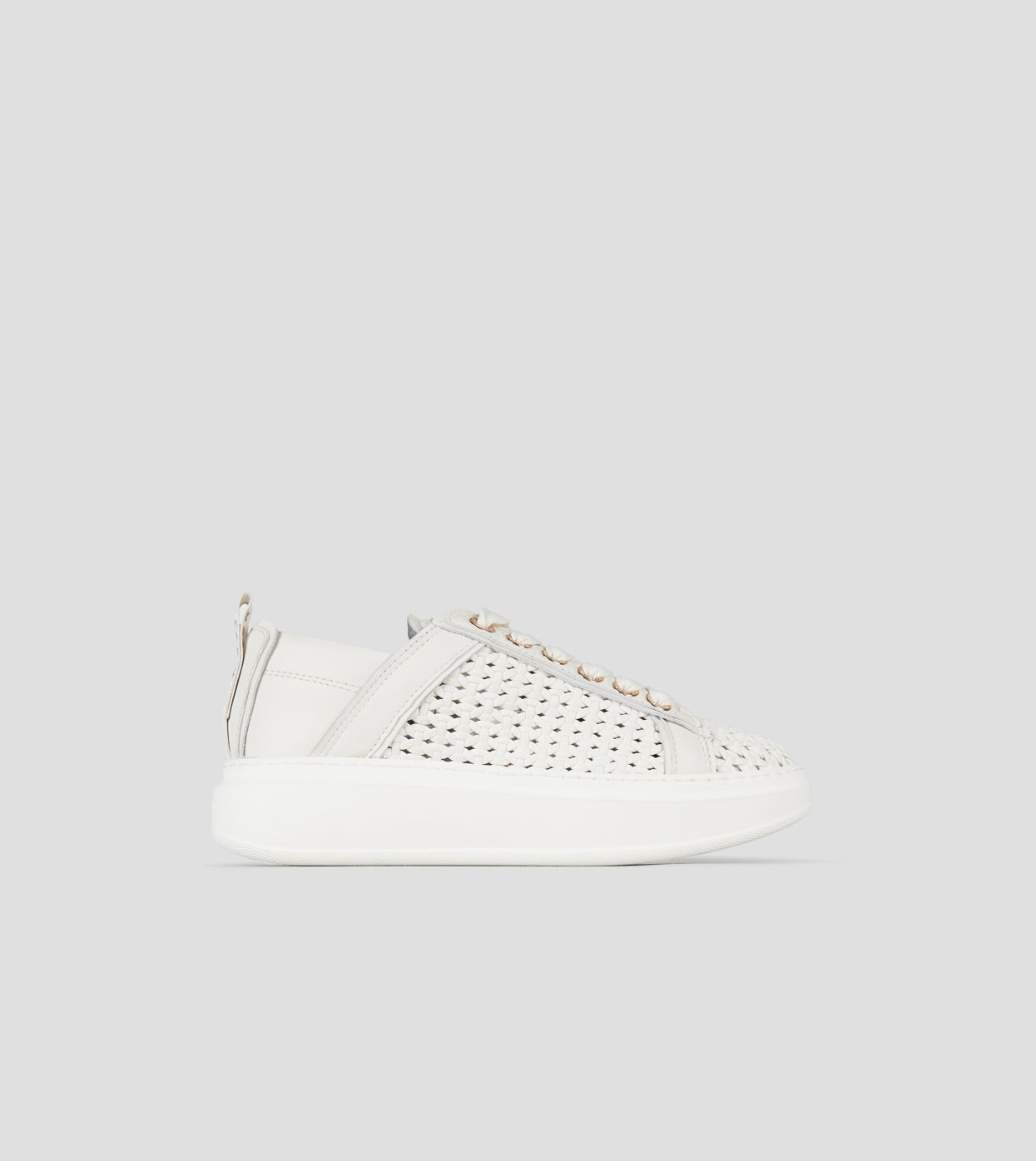 SNEAKERS IN PELLE - CALZATURE - Due Piedi