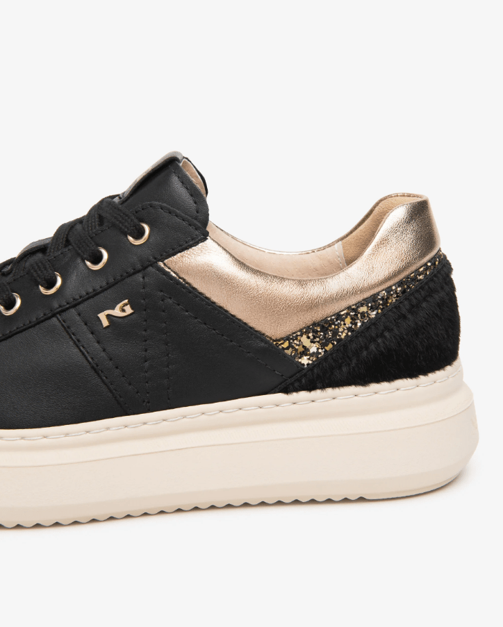 SNEAKERS IN PELLE - CALZATURE - Due Piedi