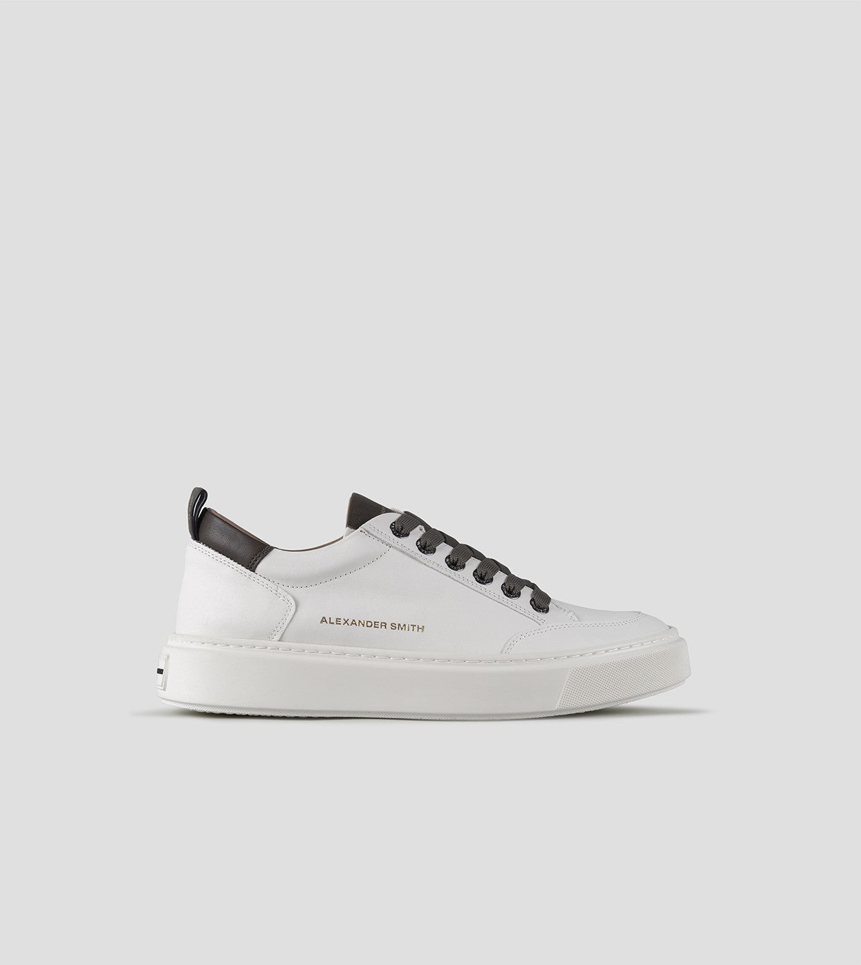 SNEAKERS IN PELLE - CALZATURE - Due Piedi