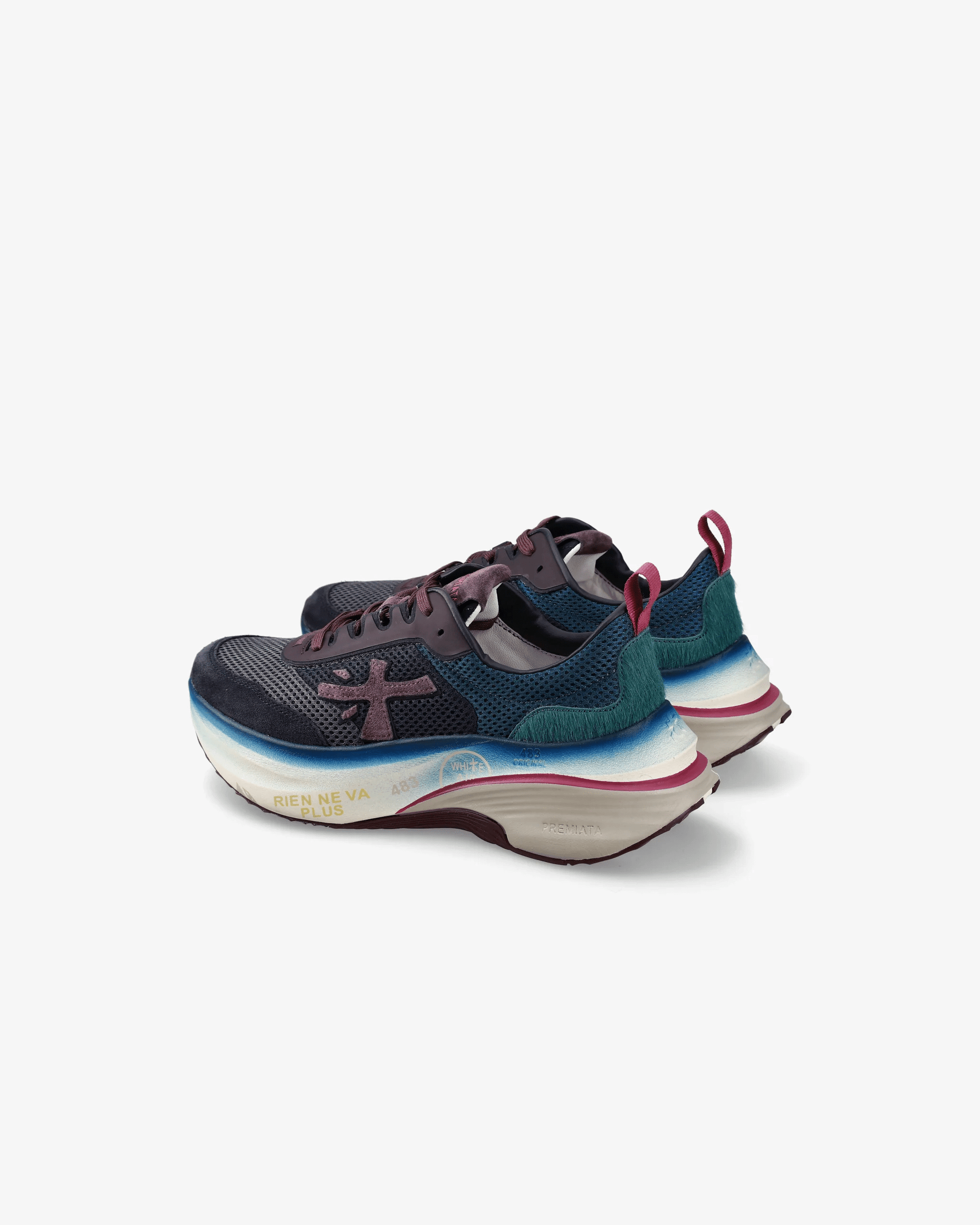 SNEAKERS IN PELLE - CALZATURE - Due Piedi
