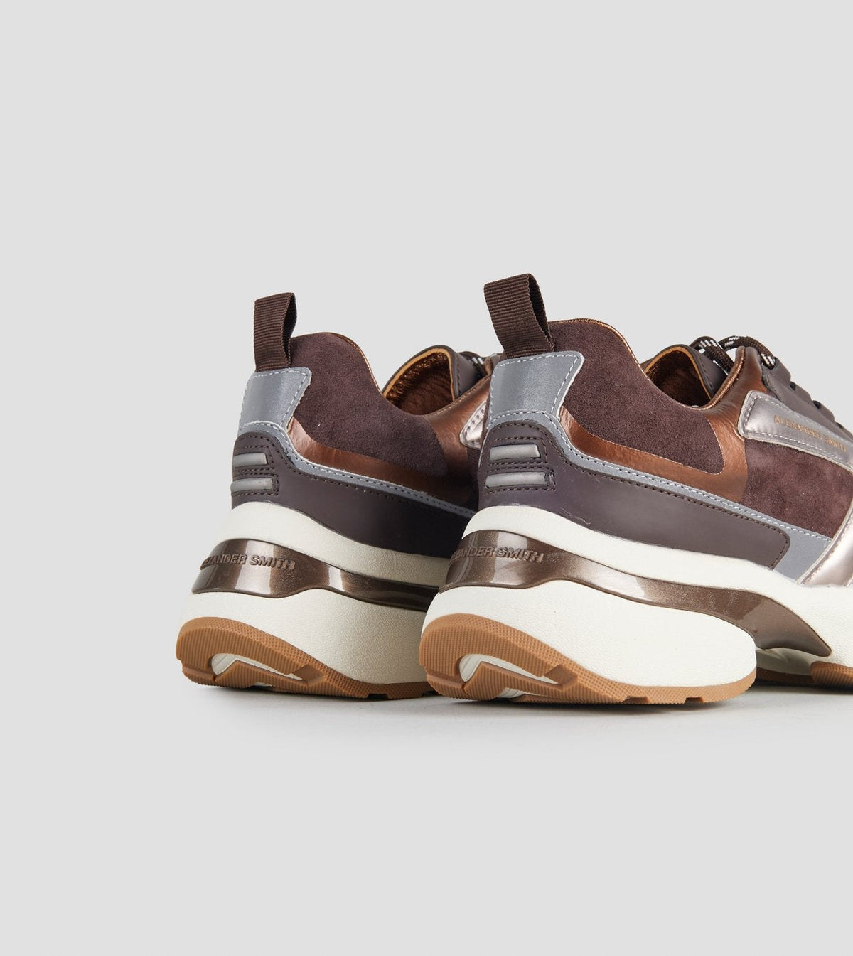 SNEAKERS IN PELLE - CALZATURE - Due Piedi