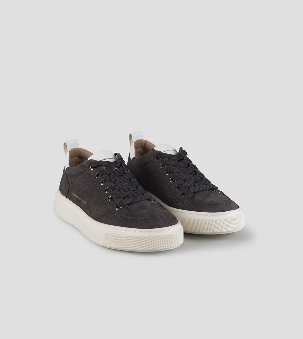 SNEAKERS IN PELLE - CALZATURE - Due Piedi