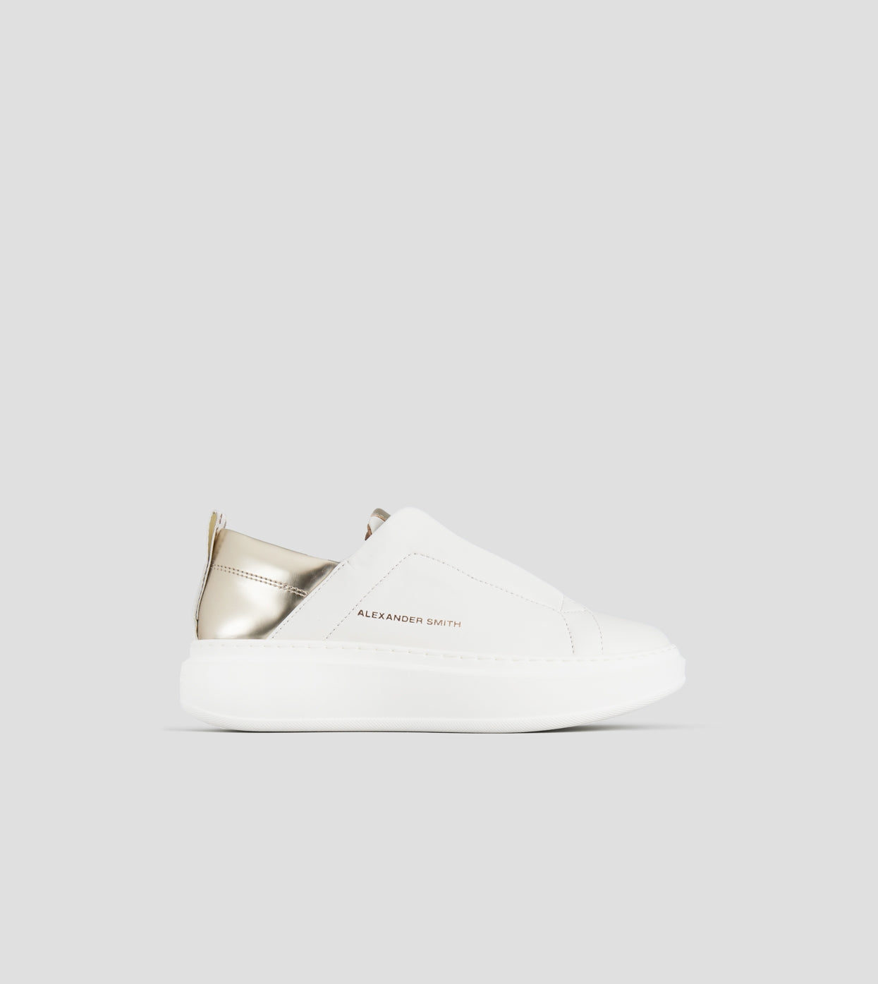 SNEAKERS IN PELLE - CALZATURE - Due Piedi