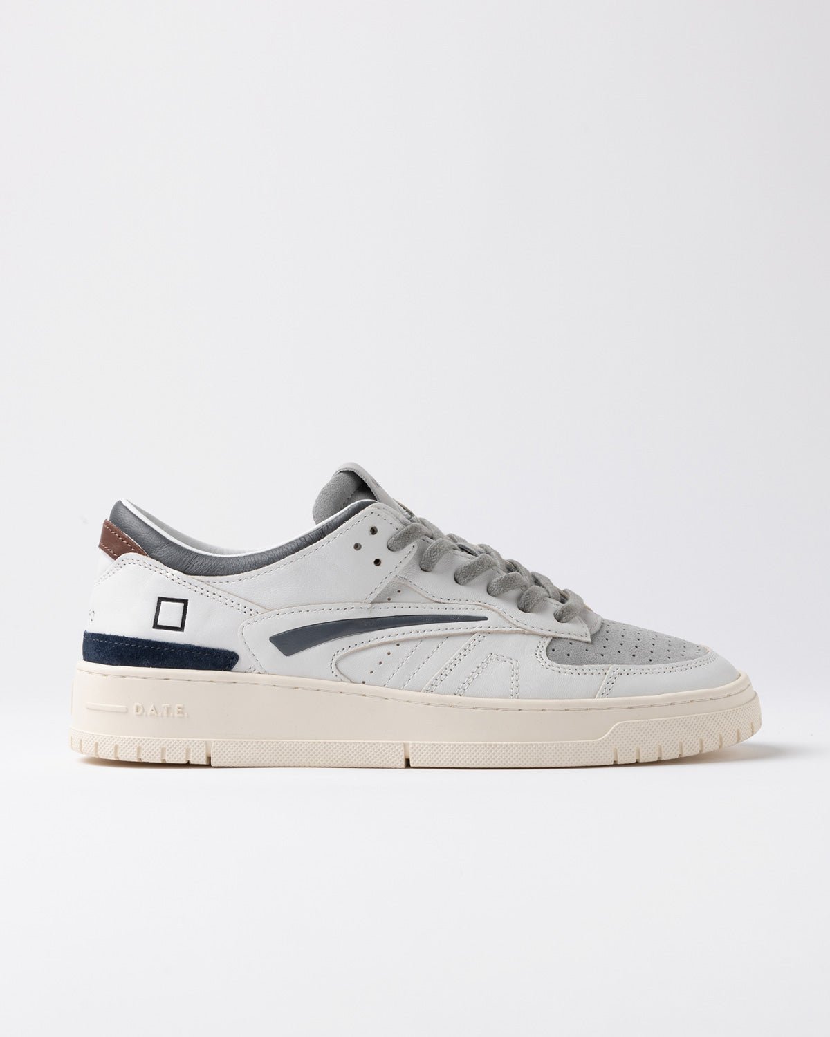 SNEAKERS IN PELLE - CALZATURE - Due Piedi