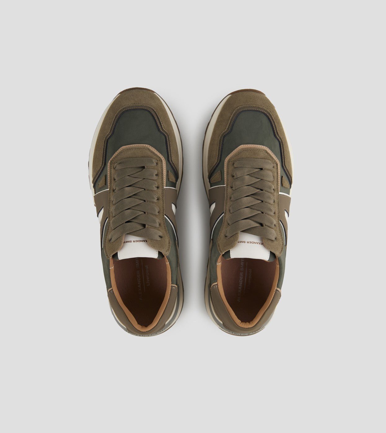 SNEAKERS IN PELLE - CALZATURE - Due Piedi