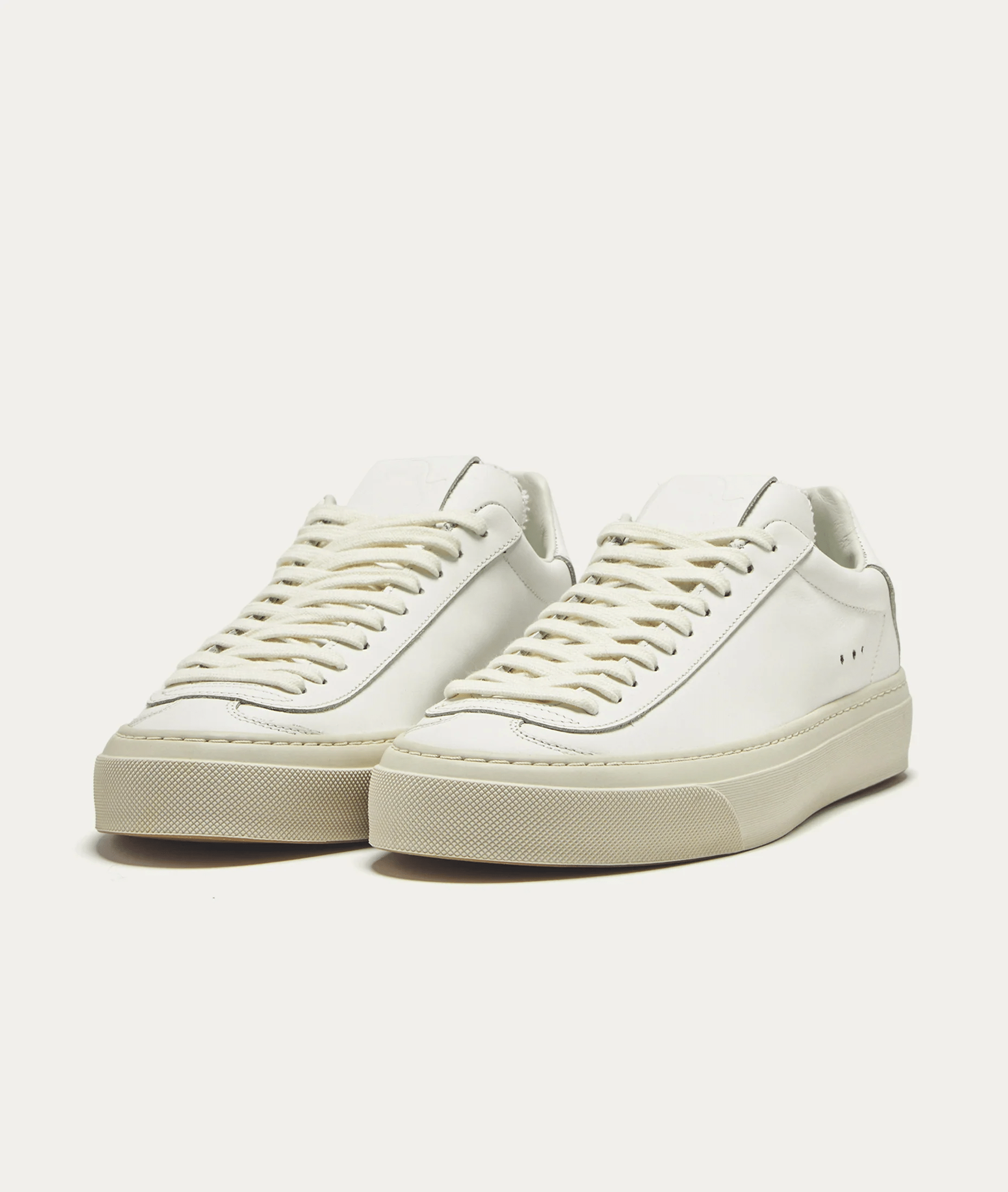 SNEAKERS IN PELLE - CALZATURE - Due Piedi