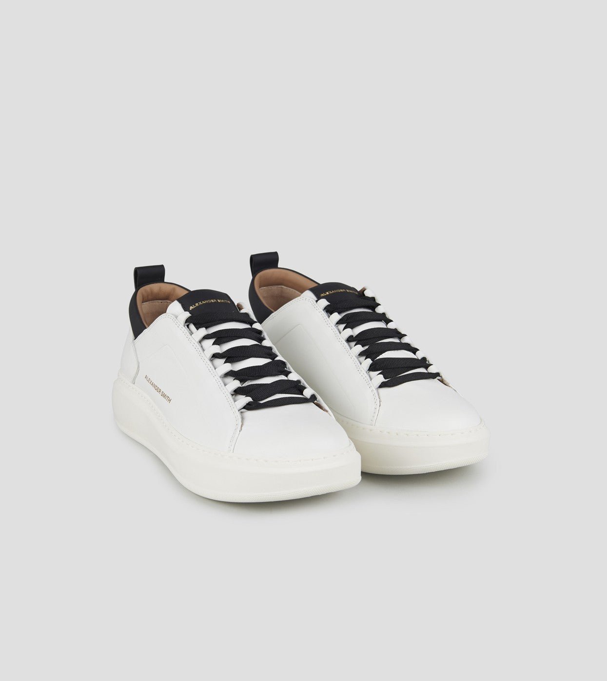 SNEAKERS IN PELLE - CALZATURE - Due Piedi