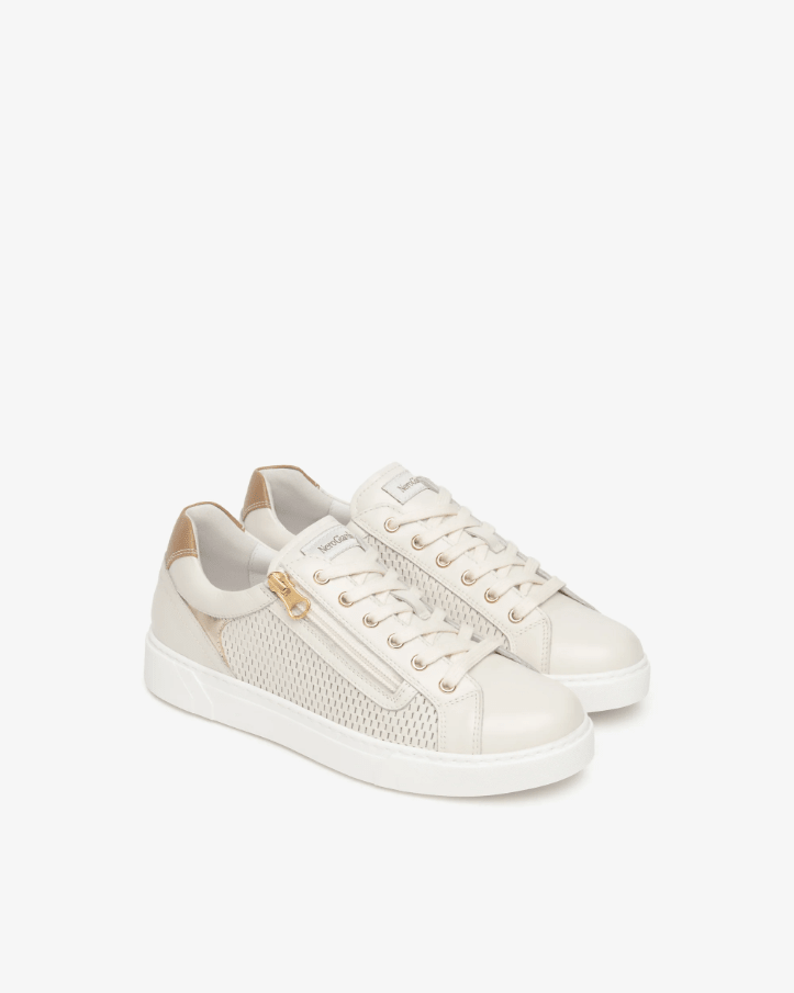 SNEAKERS IN PELLE - CALZATURE - Due Piedi