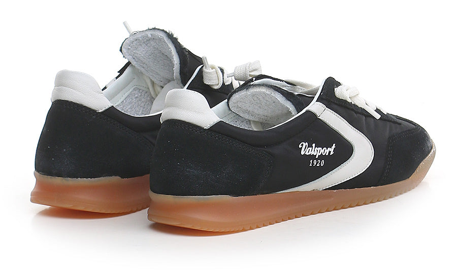 SNEAKERS IN PELLE - CALZATURE - Due Piedi