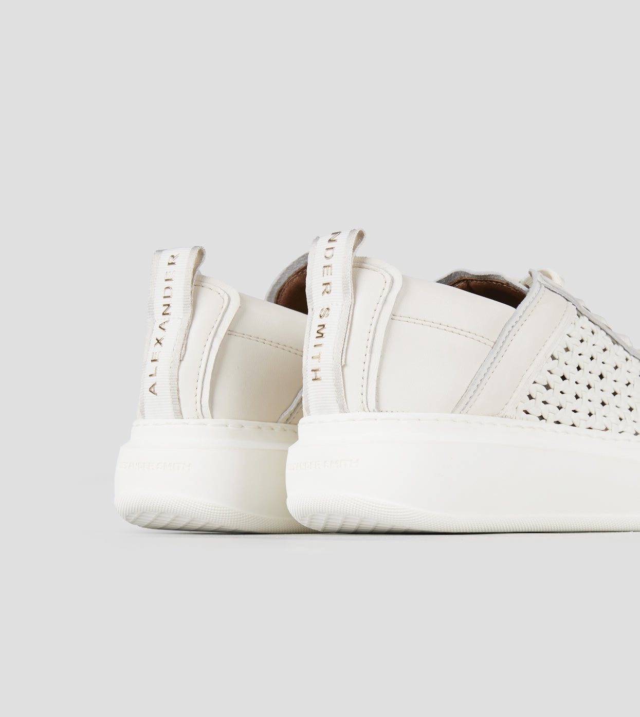 SNEAKERS IN PELLE - CALZATURE - Due Piedi