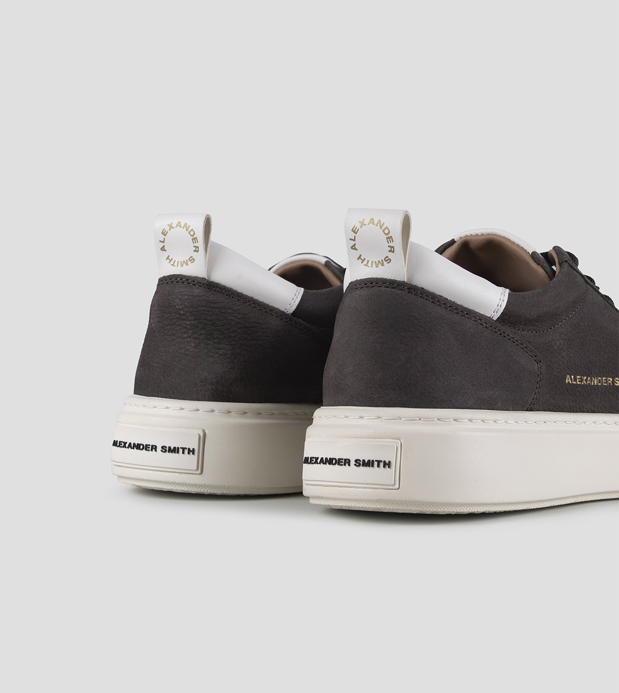 SNEAKERS IN PELLE - CALZATURE - Due Piedi