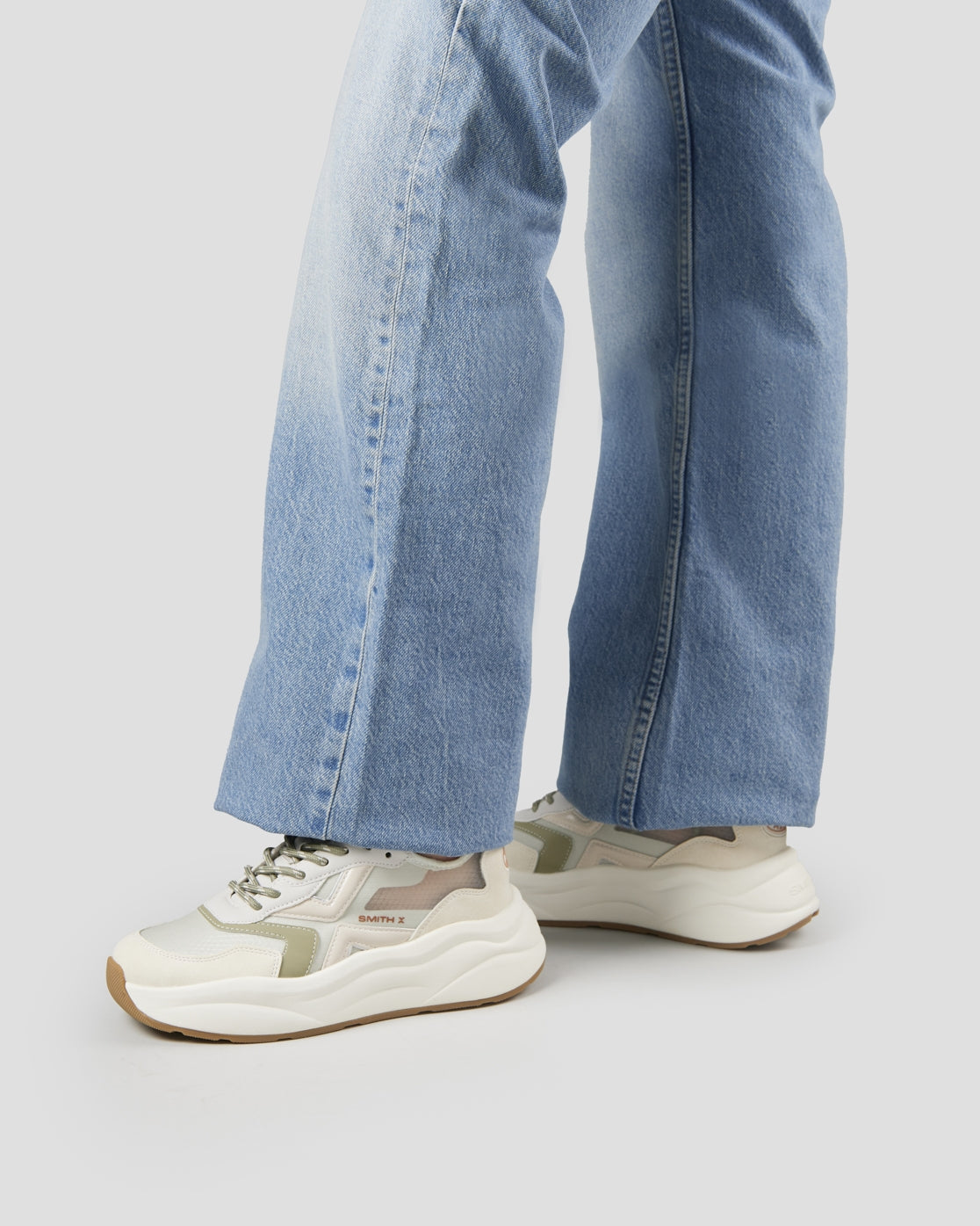 SNEAKERS IN PELLE - CALZATURE - Due Piedi