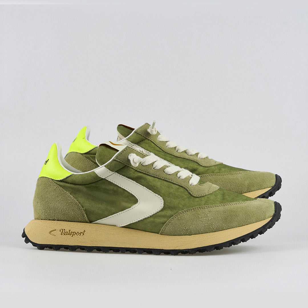SNEAKERS IN PELLE - CALZATURE - Due Piedi