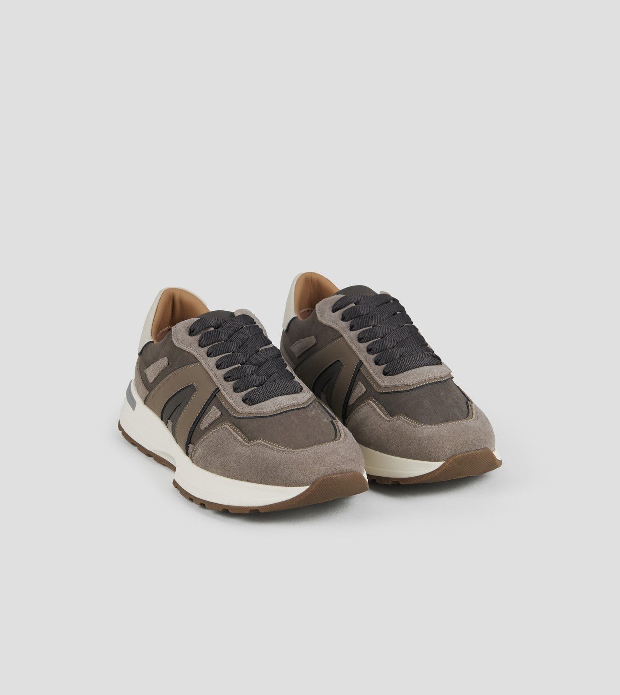 SNEAKERS IN PELLE - CALZATURE - Due Piedi