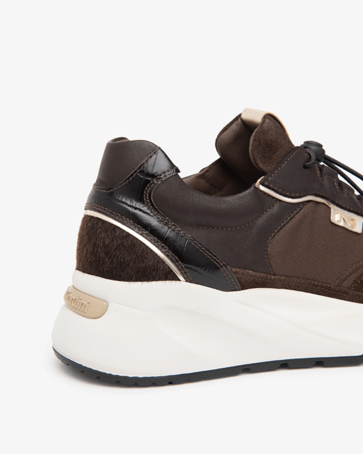 SNEAKERS IN PELLE - CALZATURE - Due Piedi