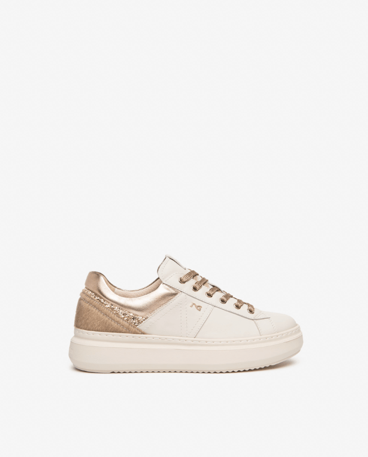 SNEAKERS IN PELLE - CALZATURE - Due Piedi