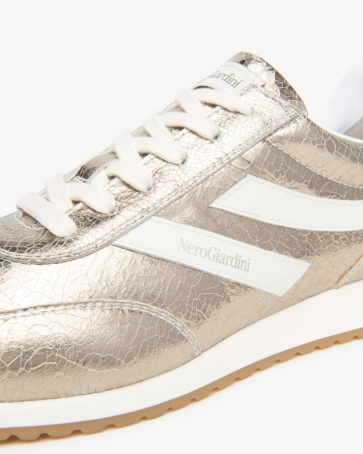 SNEAKERS IN PELLE - CALZATURE - Due Piedi
