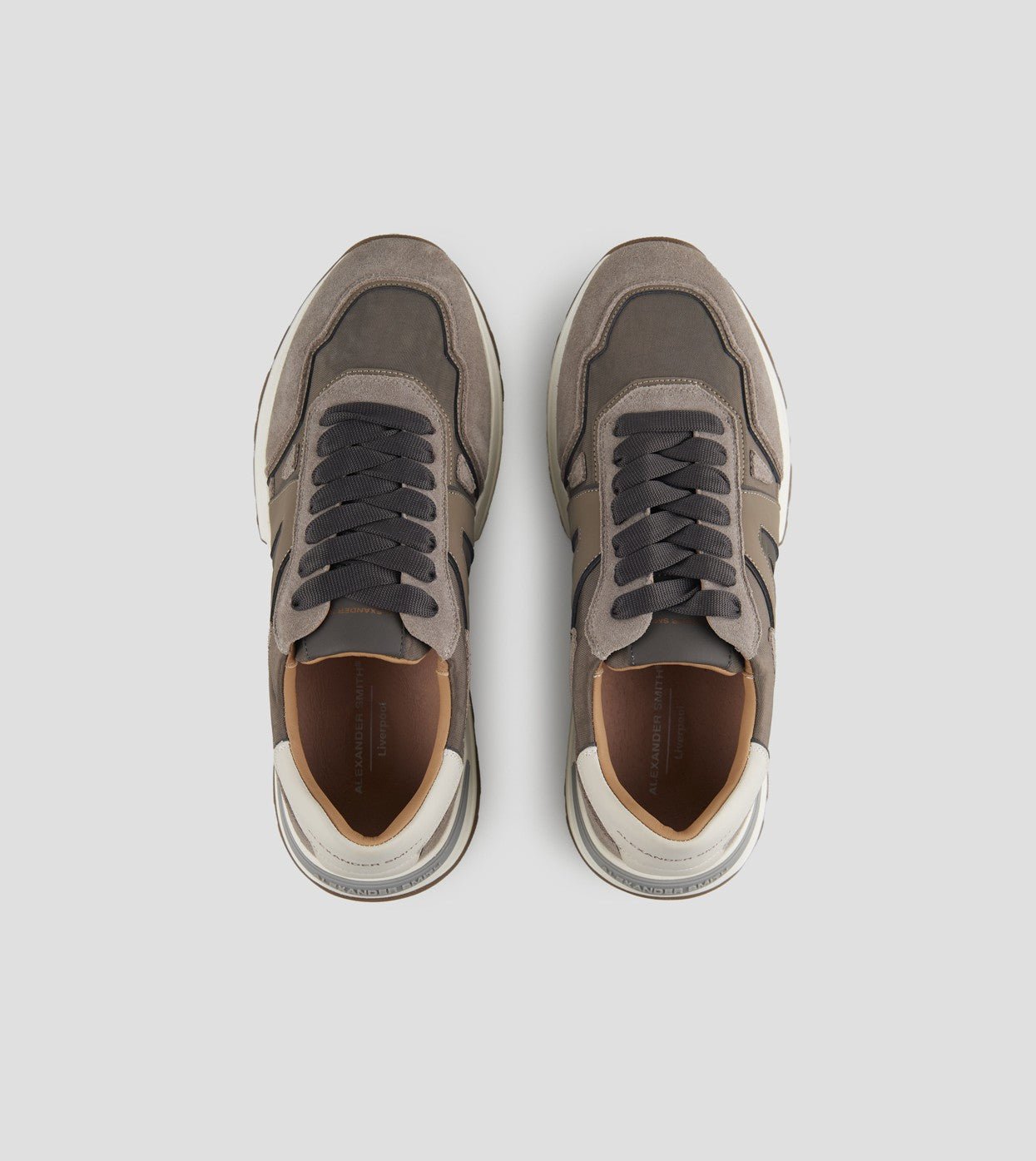 SNEAKERS IN PELLE - CALZATURE - Due Piedi