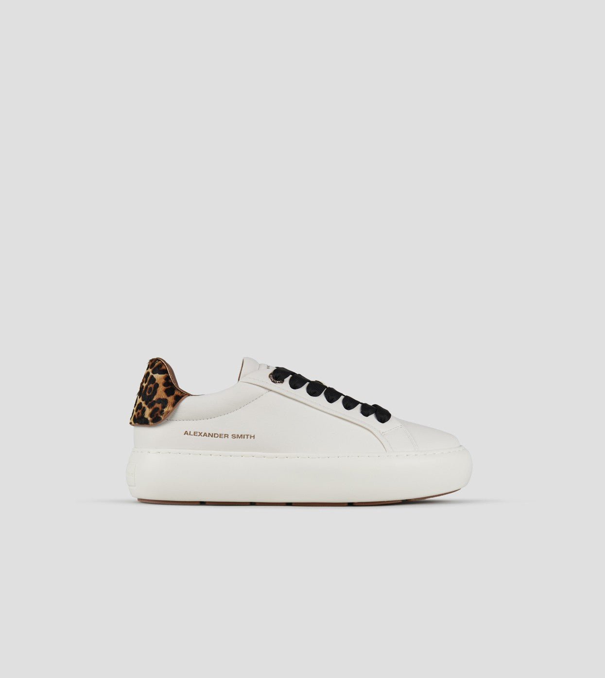 SNEAKERS IN PELLE - CALZATURE - Due Piedi