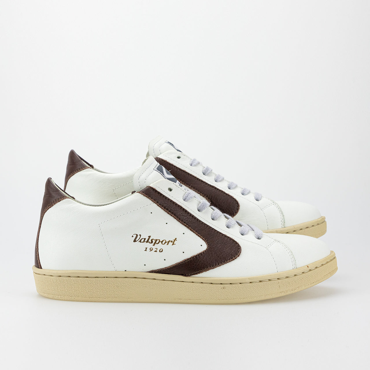 SNEAKERS IN PELLE - CALZATURE - Due Piedi